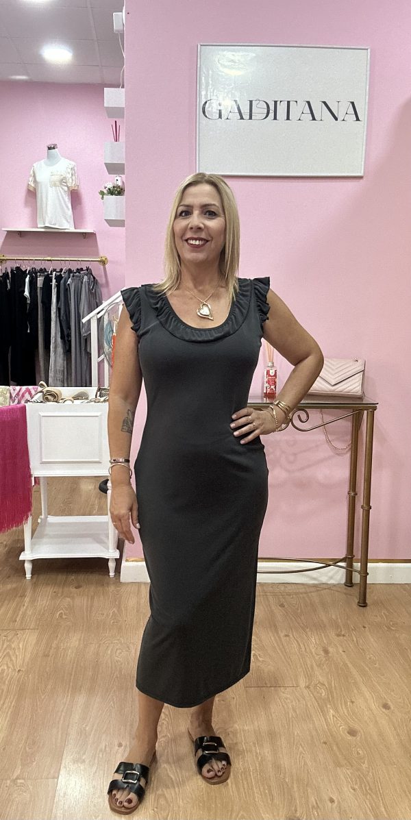 Vestido canalé volante